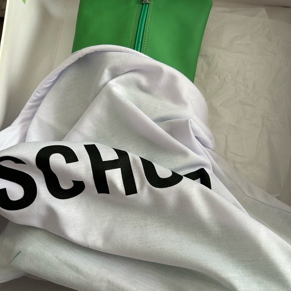 Green Boots - Picture 5 of 7